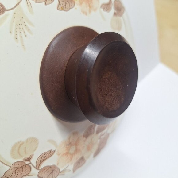 Vintage Metal Lid Pot Pan Brown Flowers Cream 6.5 Inch  Handle Leaves Cookware - Picture 2 of 7